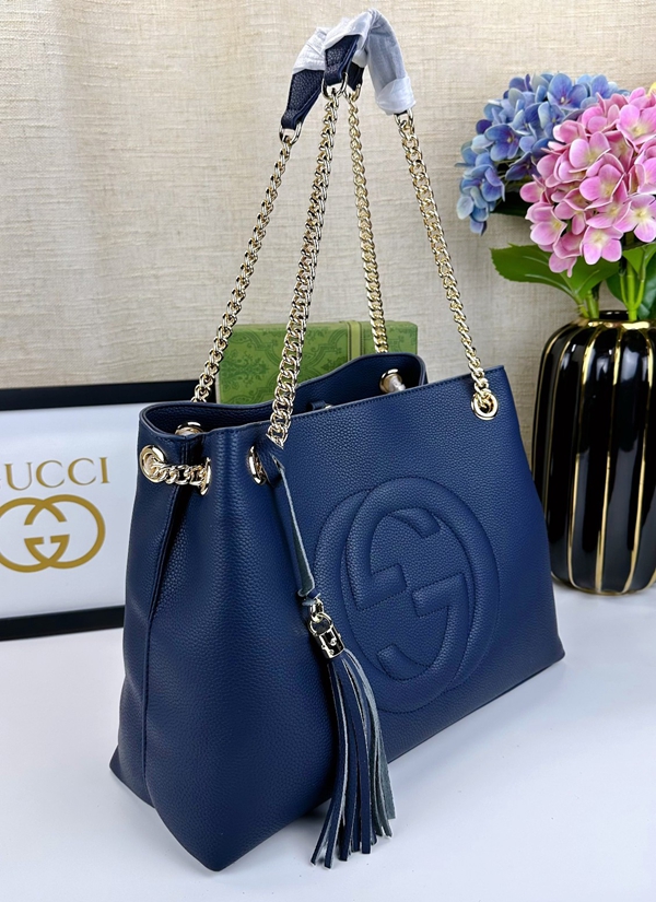 激安グッチバッグコピー背面デザイン